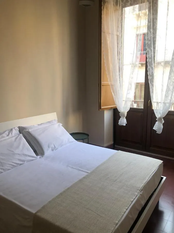 Opera Charm Apartment Catania